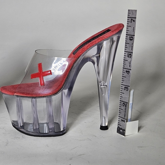 Karo's Shoes 6.5" heel, Clear Platform  mules. Size 6. "+" - Picture 7 of 8